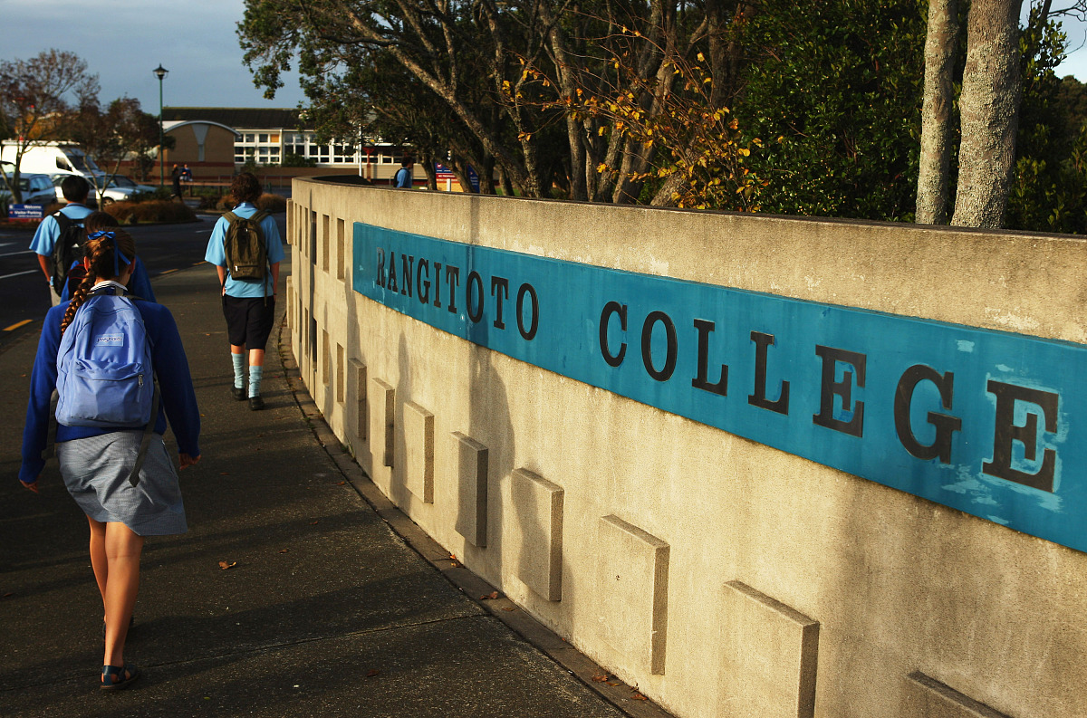 昆明卫校2022年分配问题：最新消息及分析