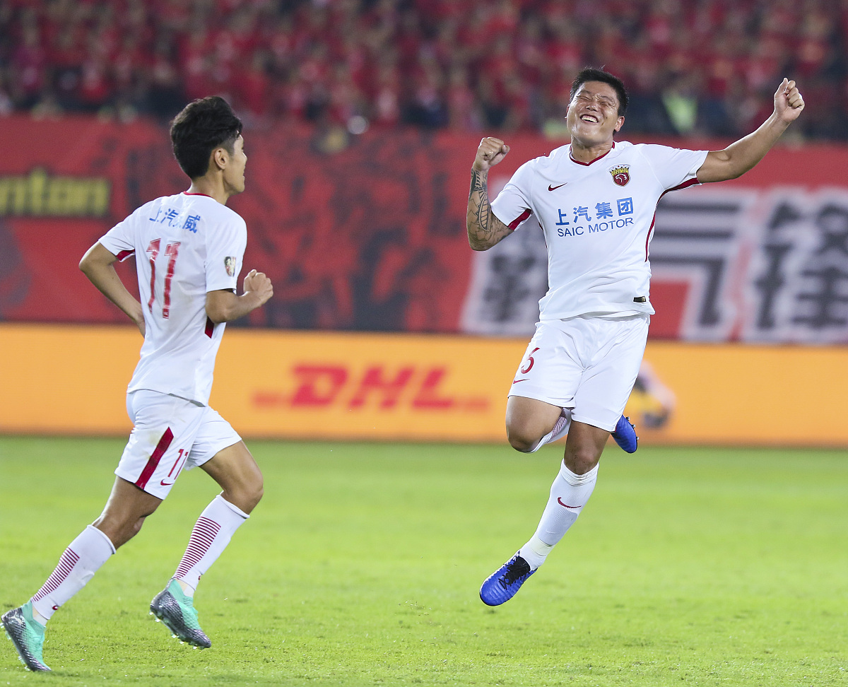 2018中超第28轮:广州恒大淘宝4-5上海上港