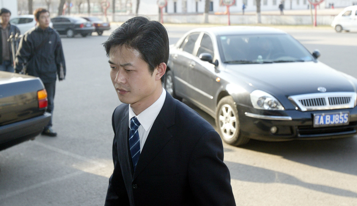 公司法人和股东的关系