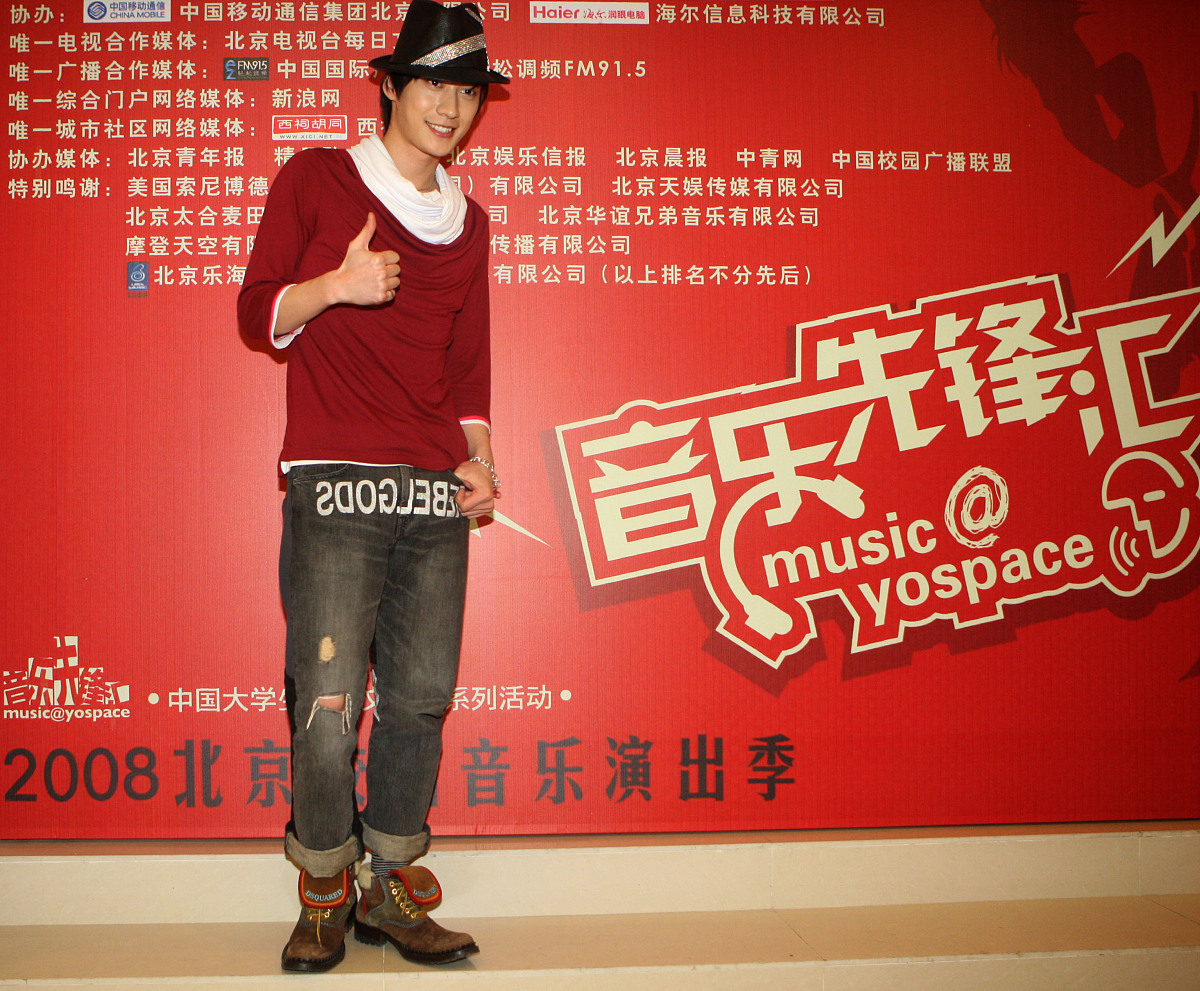 2008年12月19日,北京,2008北京校园音乐演出季的最后一场演唱会在中国