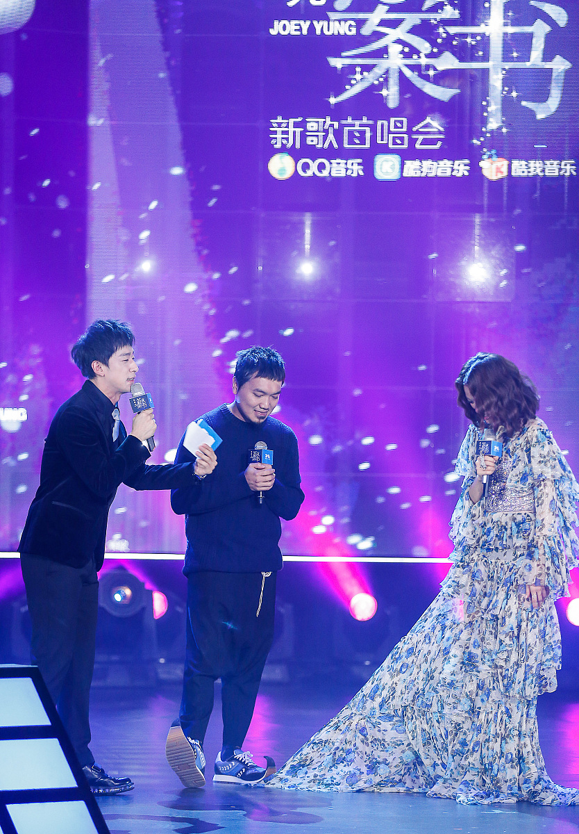 2018年10月19日,北京,容祖儿《答案之书》新歌首唱会.***_***容祖儿