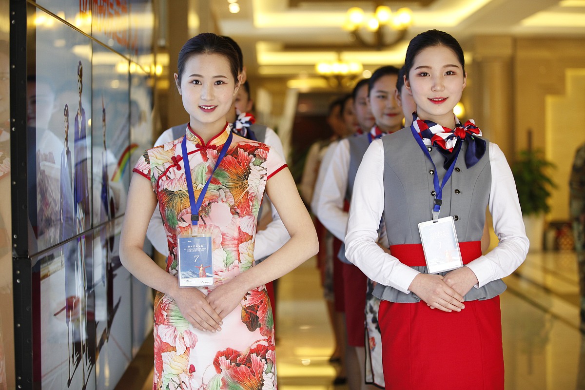 成都航空空姐专科学校解析：就业前景与发展趋势