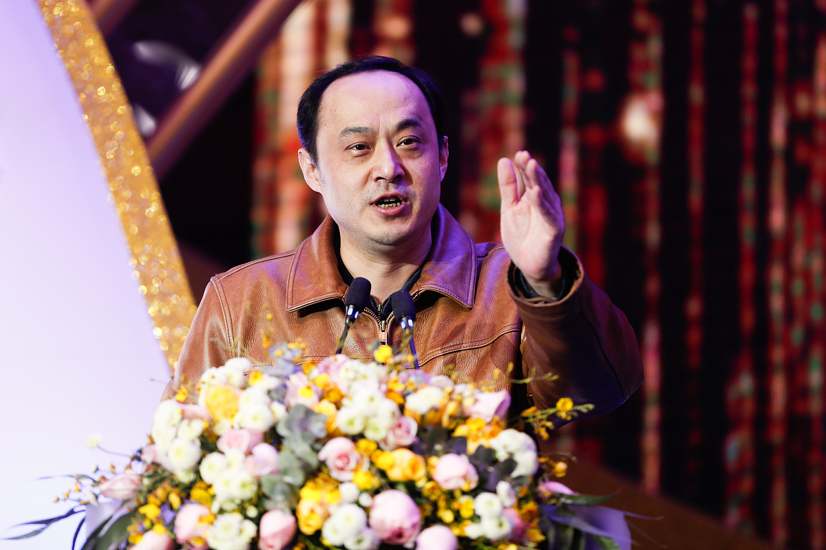 表彰优秀学生大会发言稿