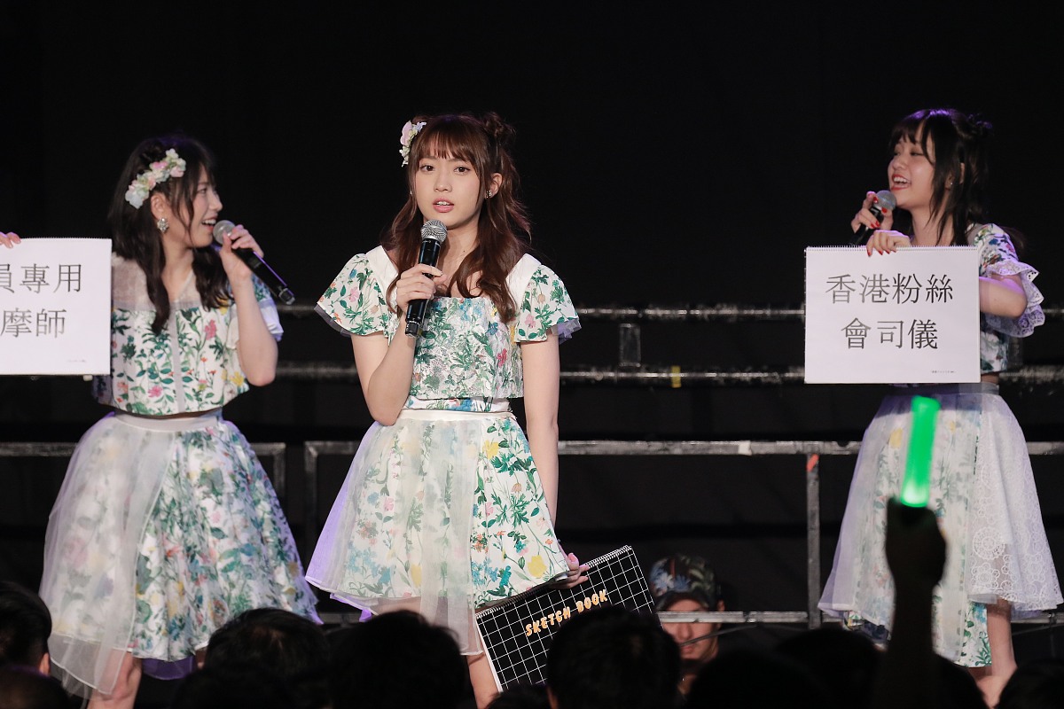 桃乃木香奈 - AKB48成员，歌手，HKT48队长