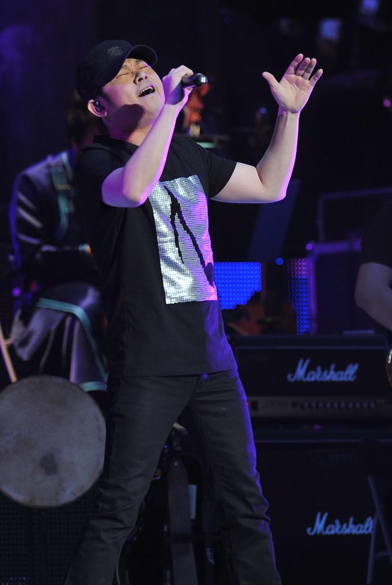 2011年5月21日,北京,2011刀郎"谢谢你"巡回演唱会的首站演出在北京万