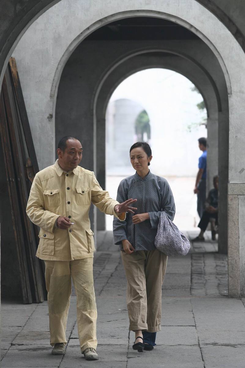 2006年9月26日,浙江,根据苏童同名小说改编的电视剧《红粉》近日正在