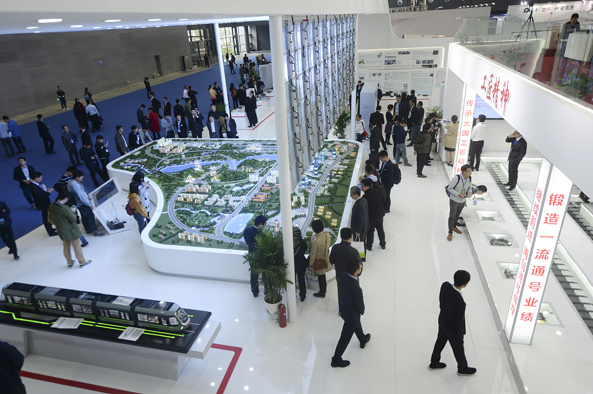 四川铁路学校为你科普铁路信号的分类