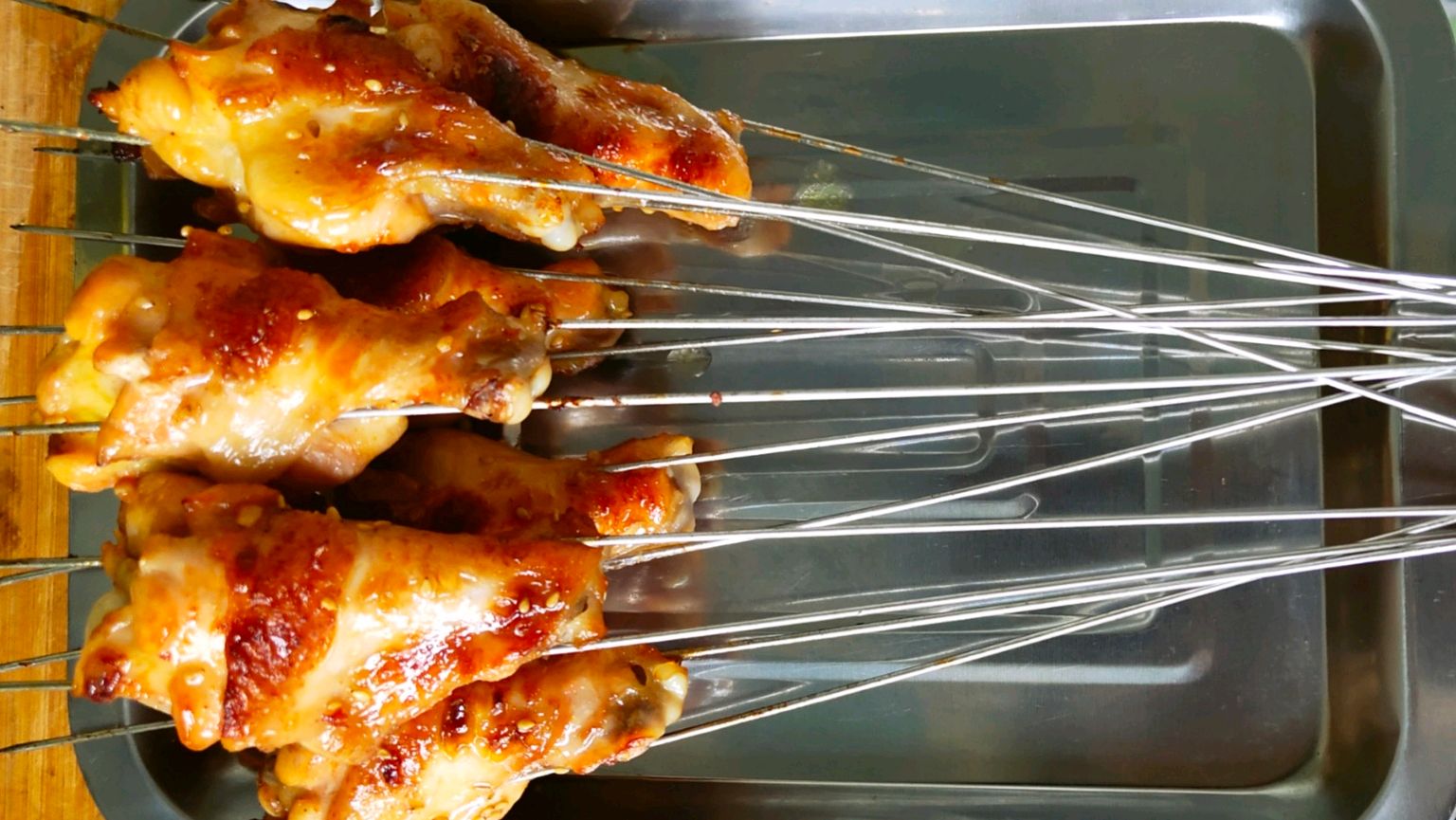 炭烤琵琶腿,操作简单方便。