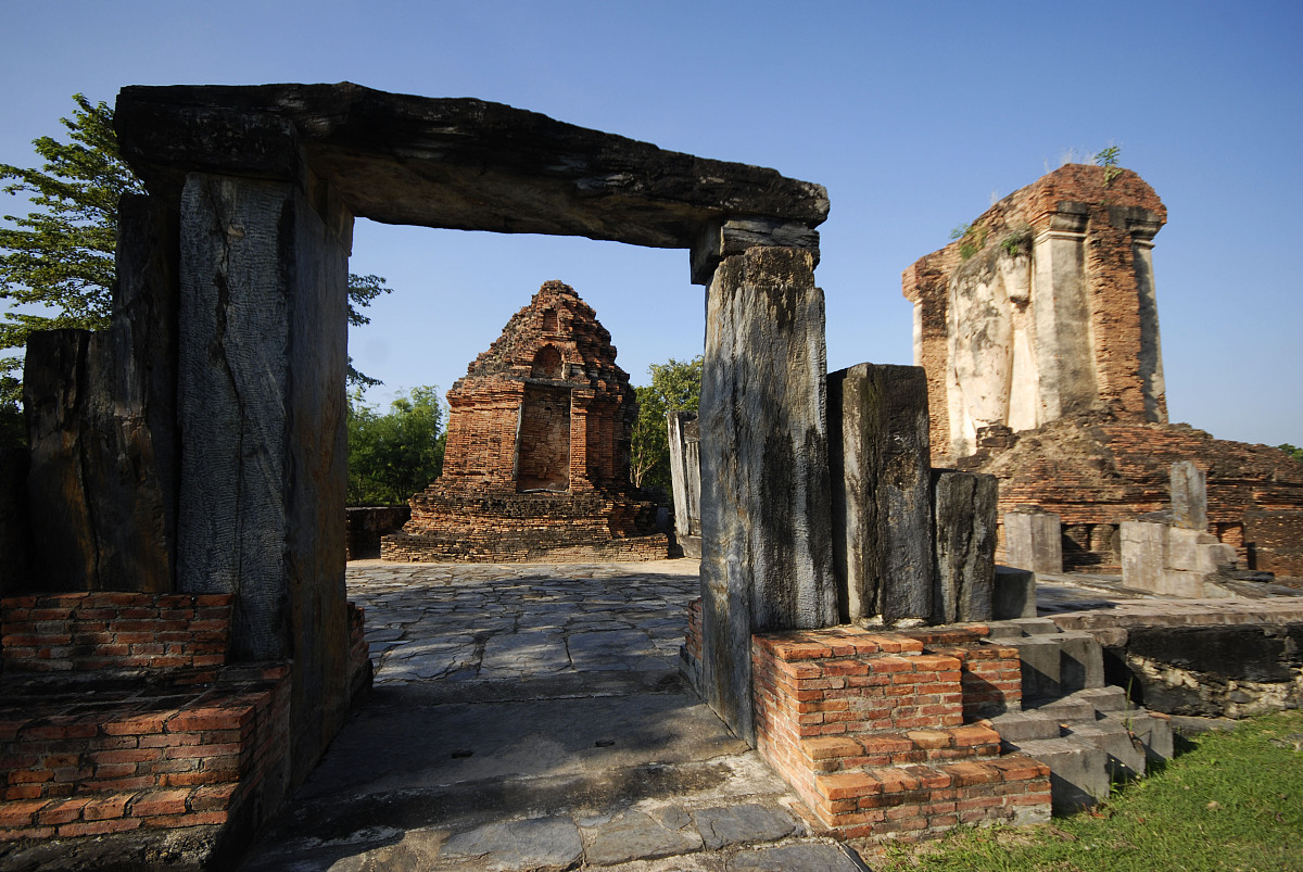 云南大学旅游文化师范学院招生办联系电话 - 报名咨询电话