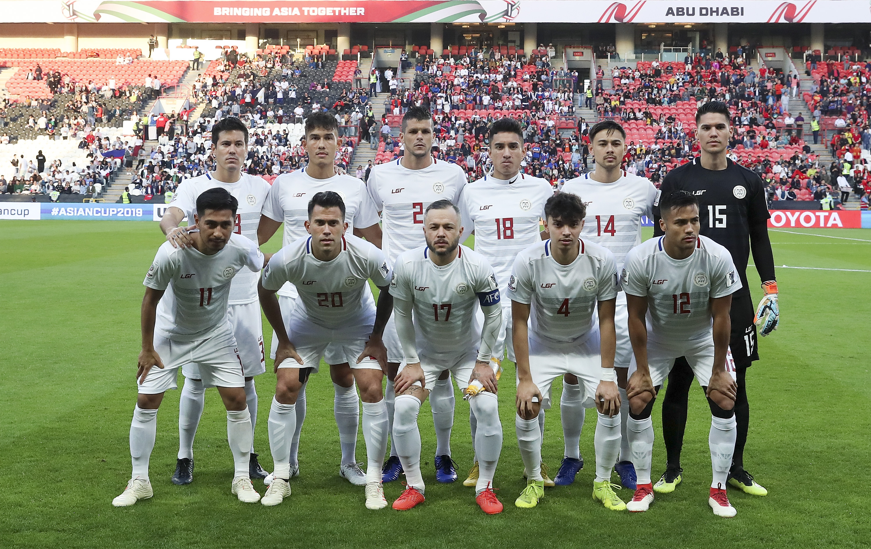 足球--小组赛:中国队对阵菲律宾队