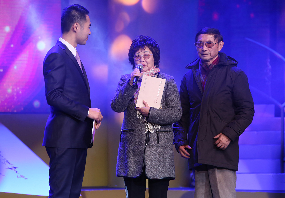 《资本论》与财富分配不均：探究根源、后果与解决之道