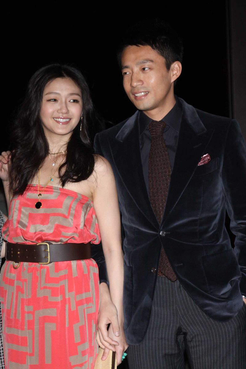 汪小菲败诉！大S获750万生活费，婚姻生活引热议：旁观者如何看待？