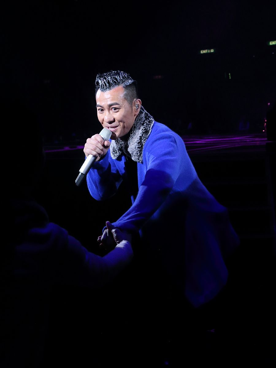 2015年11月29日,香港,男人帮一连三晚的演唱会完满成功.  梁汉文