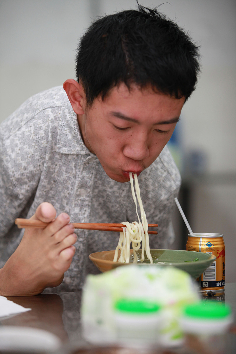 焦作大学招生办联系电话 - 报考咨询热线