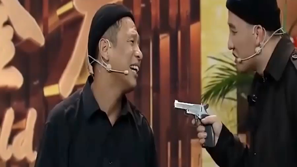 宋小宝小品打劫金店