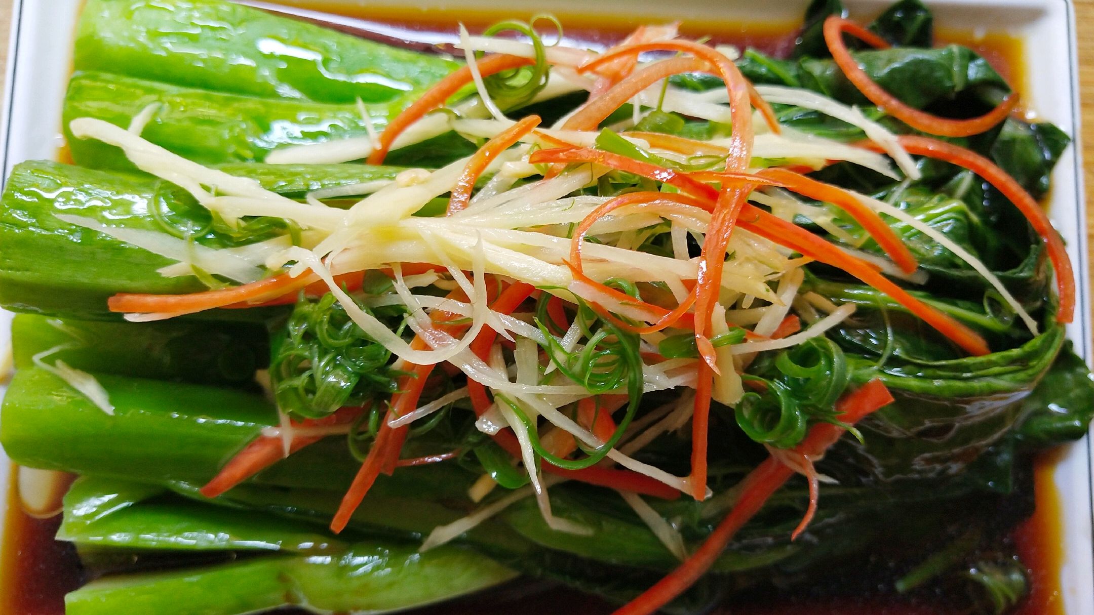 厨师长王二狗教你:正宗广式白灼菜心,清淡爽口,吃一口就停不下