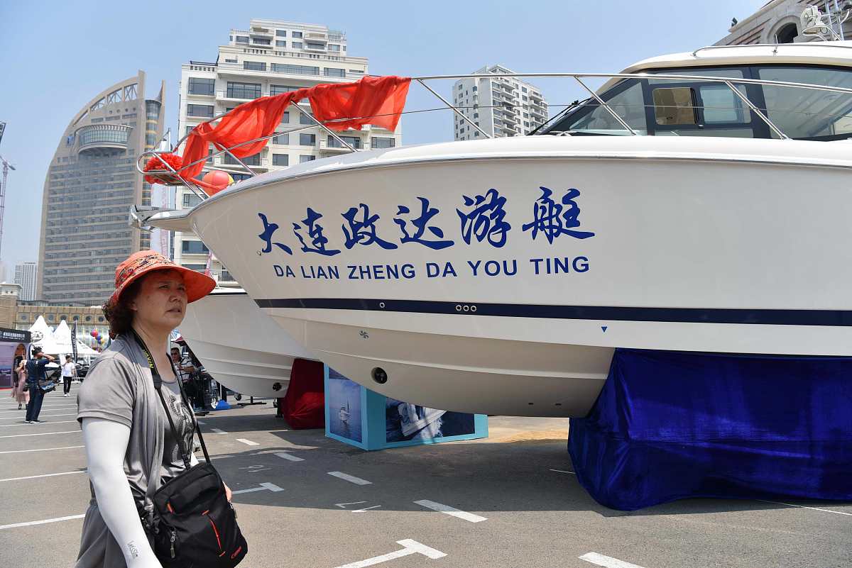 如何从美国到香港？