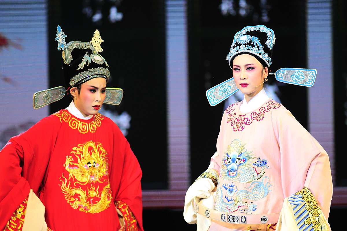 2013年6月5日,江苏省南京市,南京越剧团优秀青年演员李晓旭专场演出在