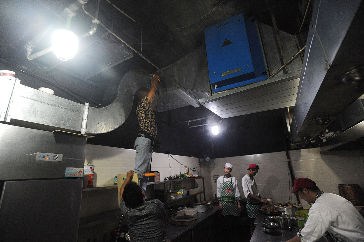 餐食制作的油烟排放控制方案有那些内容