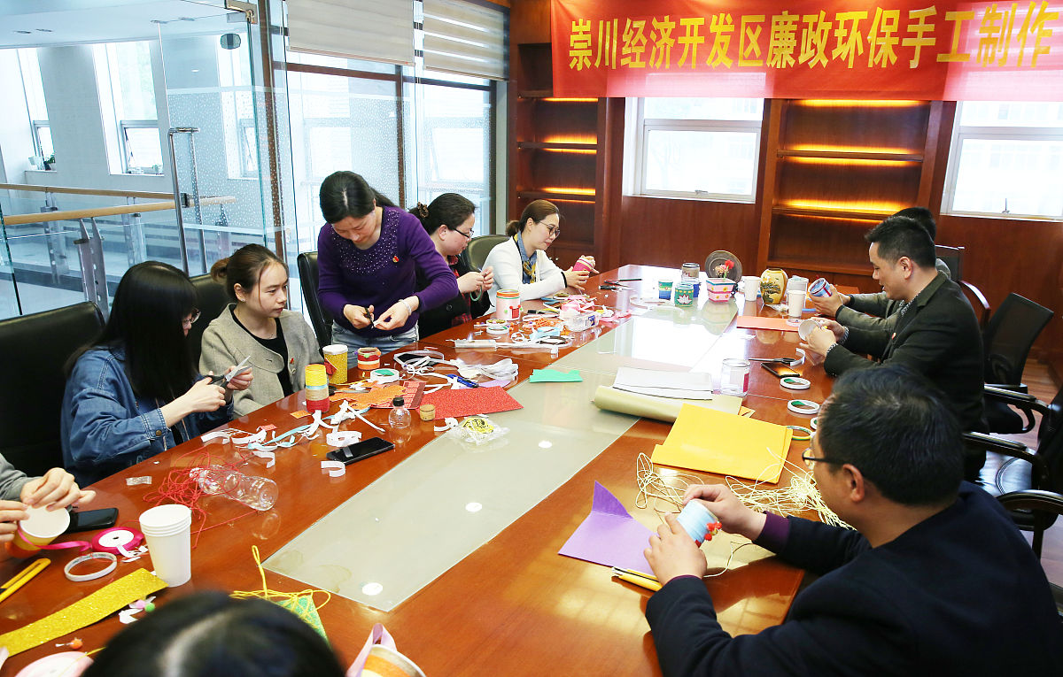 兄弟单位领导交流与宣传报道：促进合作，共克难题