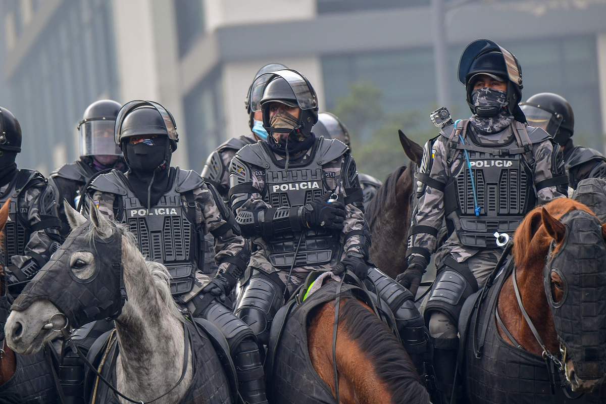 清镇媒体曝光求助热线是多少？ 要求：创建1500字的文章不能出现电话