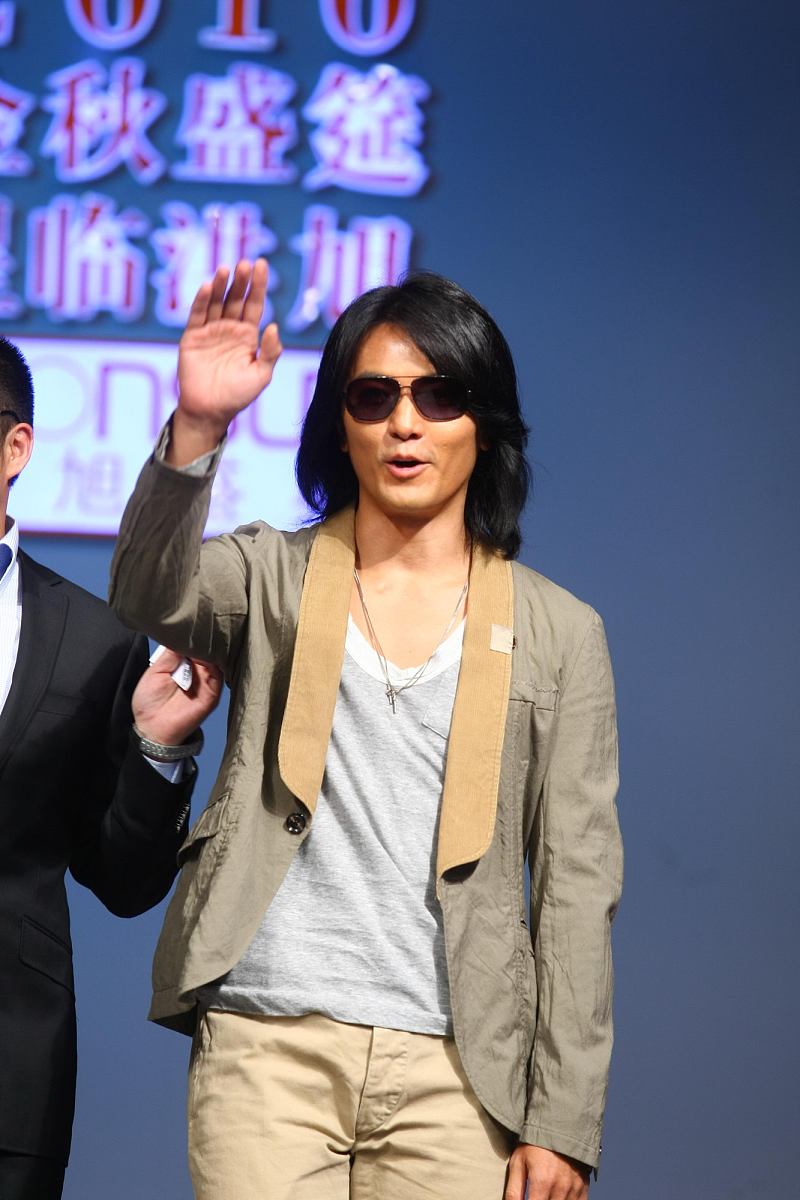 2010年9月14日,北京,郑伊健北京出席商业代言. 郑伊健+++_+++郑伊健