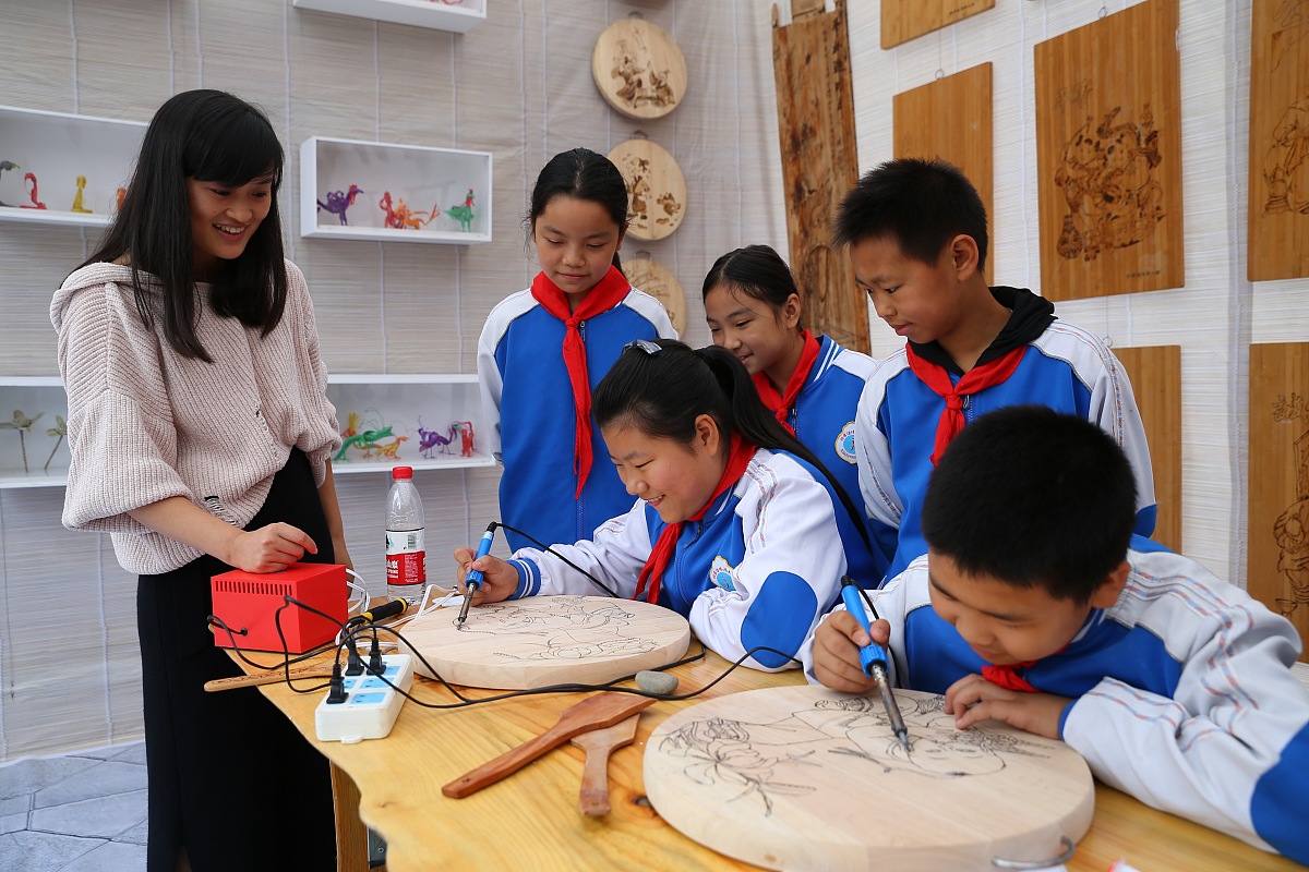 绍兴艺术学校是公办还是民办？探究其办学性质