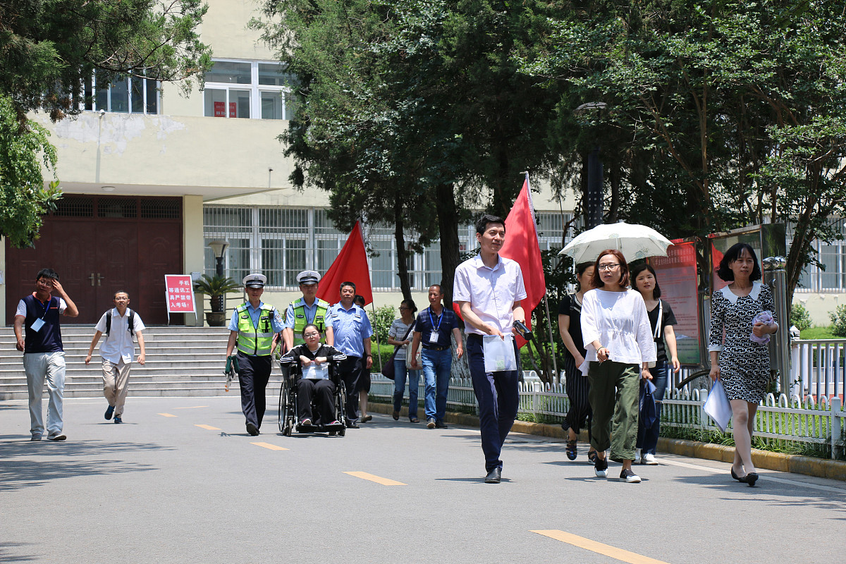 青田职业技术学校2023年招生专业：汽车维修、电子商务等
