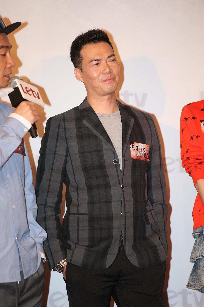 神经病是疯子还是天才