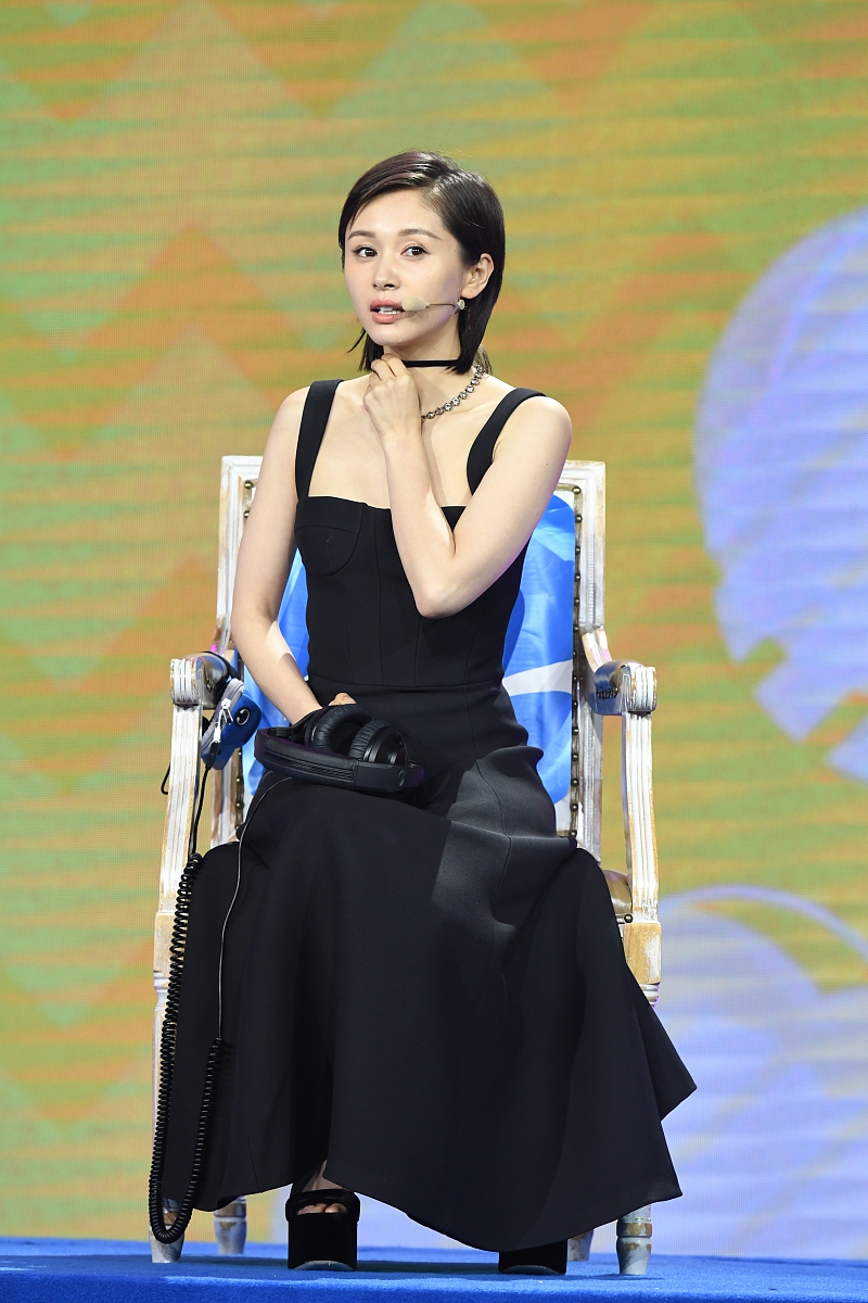 自己理想中的我： 100字