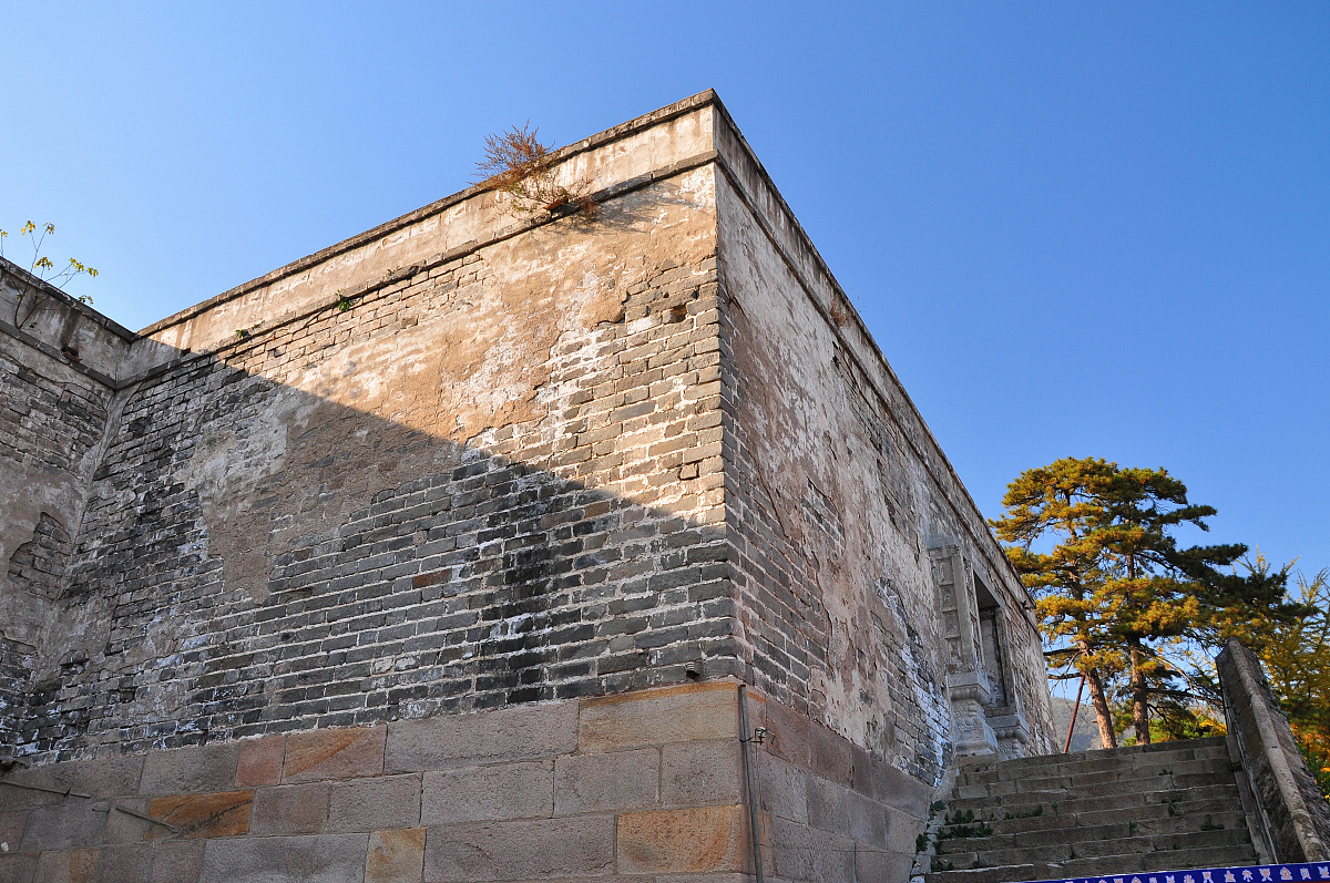 老金的一天为题这一首诗