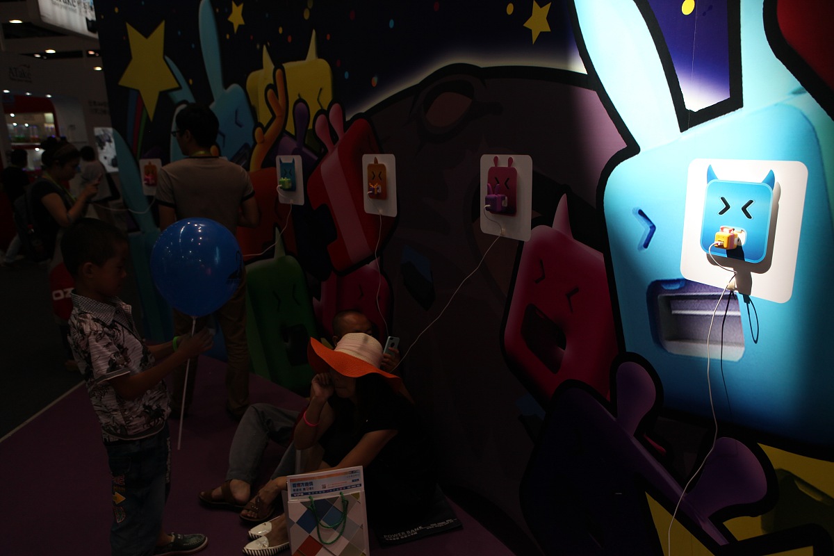 黑色尼龙直线配件 - 结实耐用，连接稳定