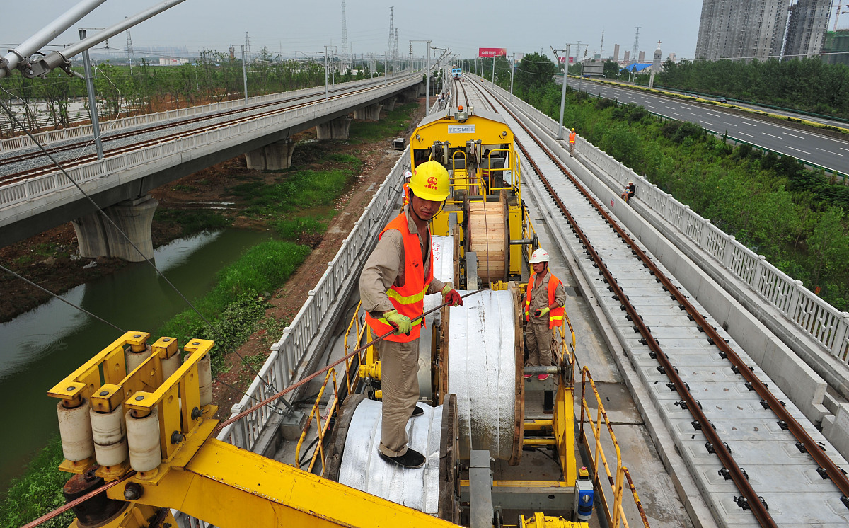 合肥铁路工程学校城市轨道交通工程技术专业：就业前景广阔，跨学科人才需求大