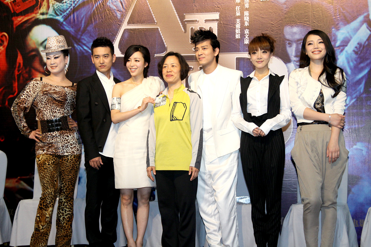2010年4月27日,杭州,电影《a面b面》举行演员见面会.***_***芙蓉姐姐 
