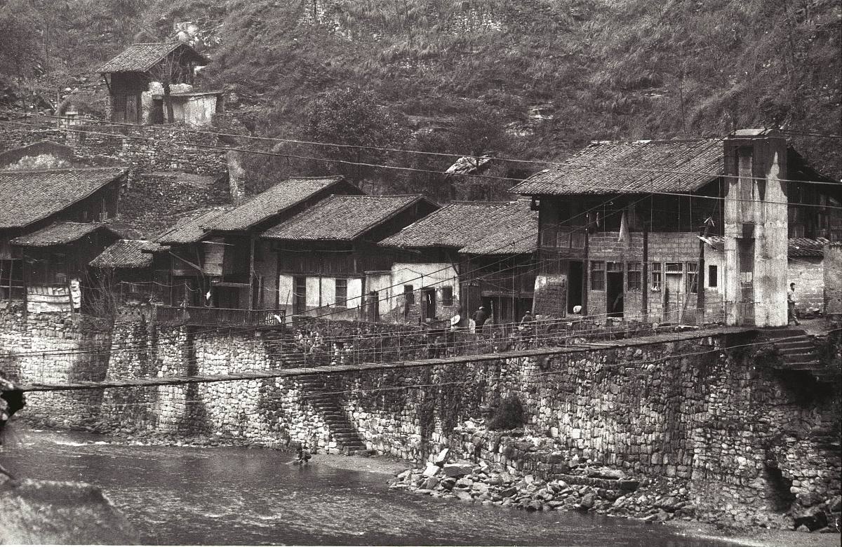 重庆历史深度游：从古蜀文明到现代化都市