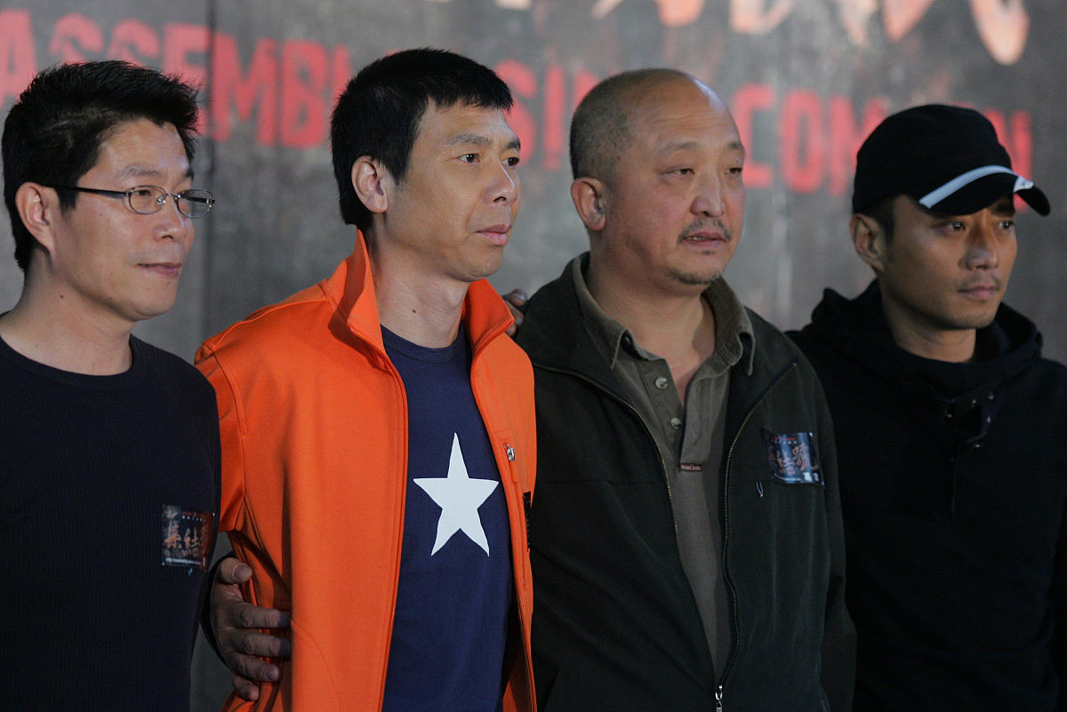 2007年10月8日,北京,集结号官网启动仪式.华谊兄弟老总王中军(左一),
