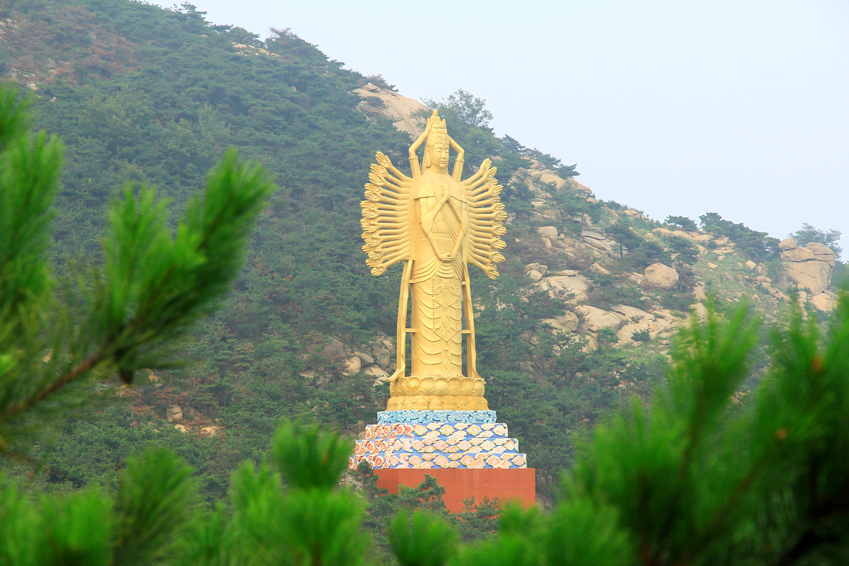 我喜欢旅游这不仅能开阔我的视野