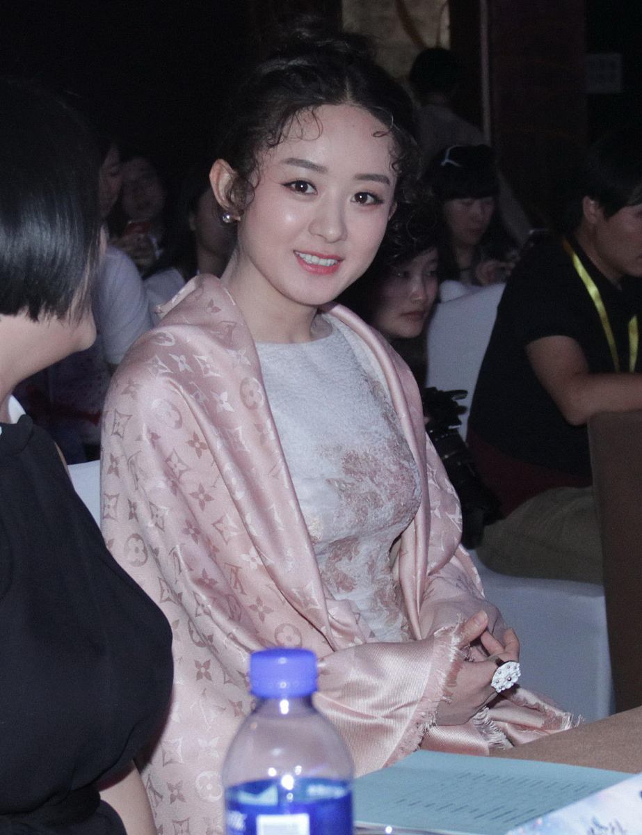 白玉兰奖提名：赵丽颖入围最佳女主角，转型之路获认可