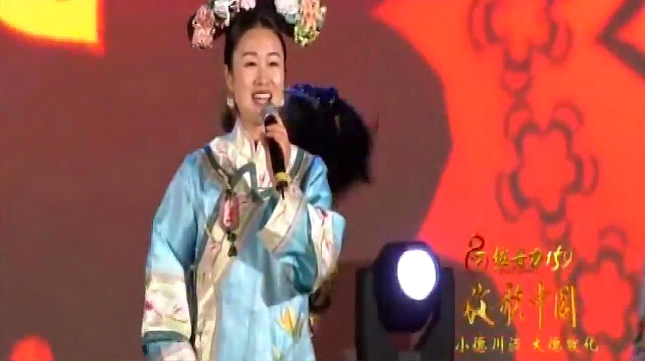 [图]八音赫赫演唱《喜歌》,独特歌声令人沉醉,百听不厌!