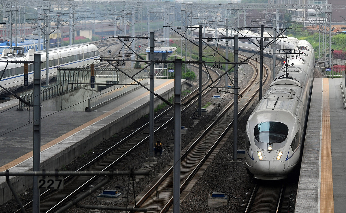 合肥中专和大专哪个好？2023年合肥中专大专选择指南