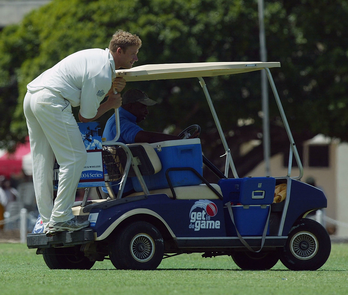 同时使用WXI三个字母作为首写字母的 英文词组10个适合作为品牌寓意的并翻译成中文