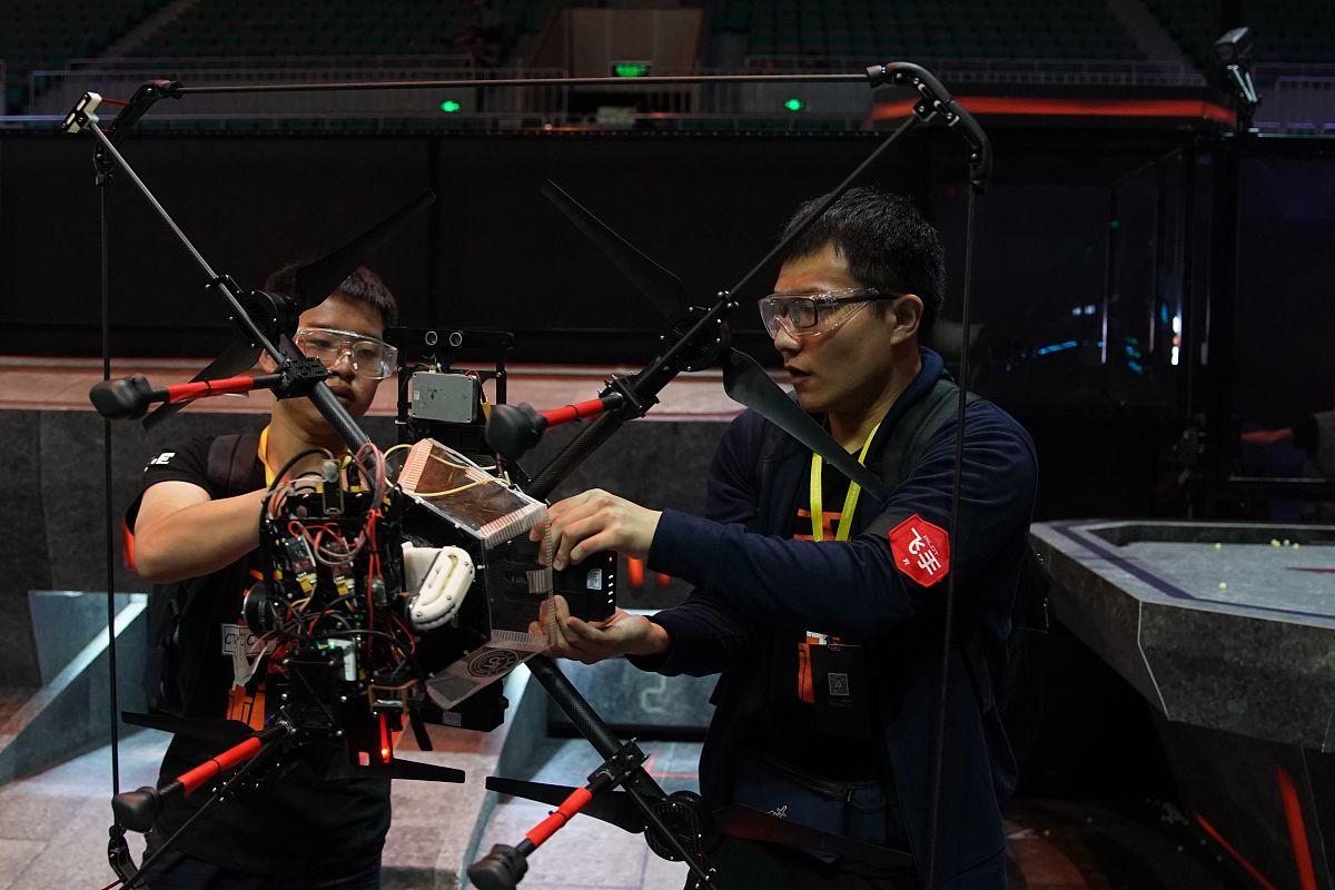 大连医科大学附属卫生学校2023年招生电话怎么样