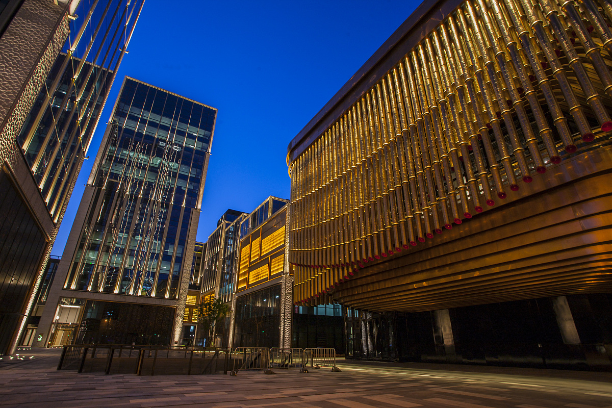 外强中干的人：三字俗语揭秘虚弱本质