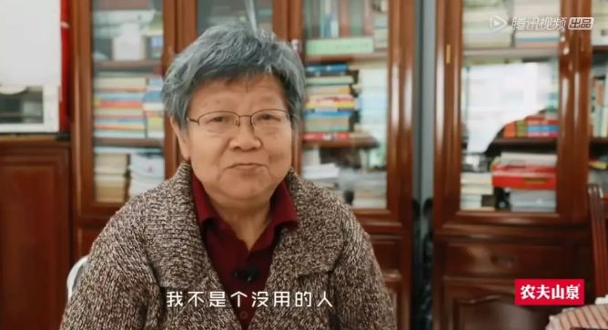 冲着黄渤去笑的，结果哭着回来了