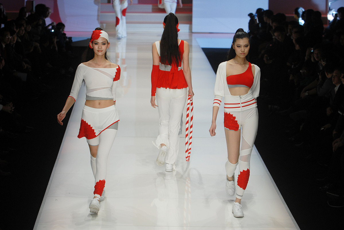 2012年3月29日,北京,2012秋冬中国国际时装周.浩沙杯-第1届中国健身服