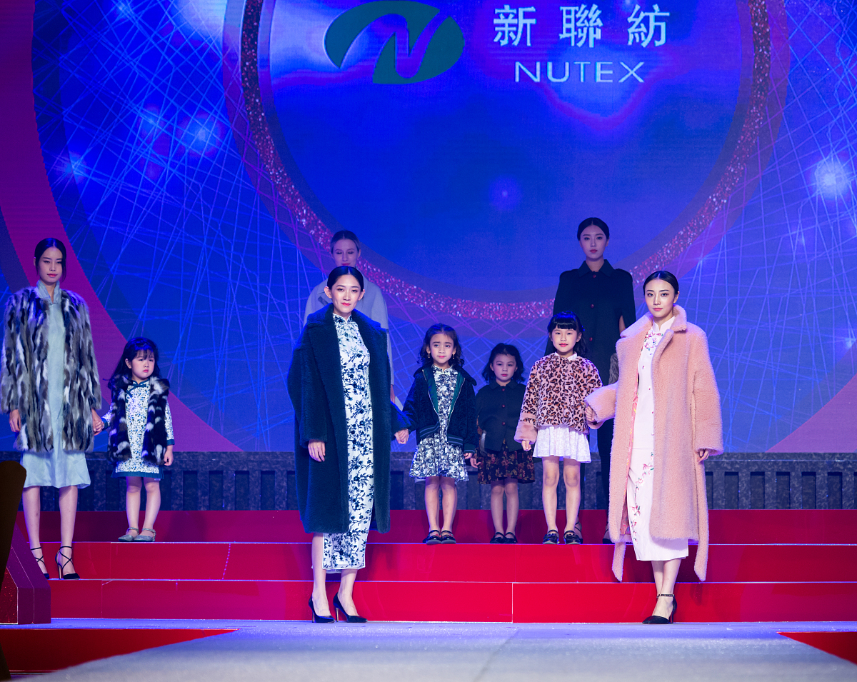 2018年11月1日,中国广州,广交会时尚周:纺织商会30周年.***_***11月1