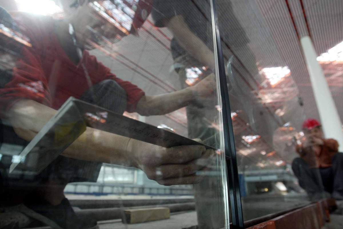 施工材料质量验收规范：甲供材料和自行采购材料的质量要求