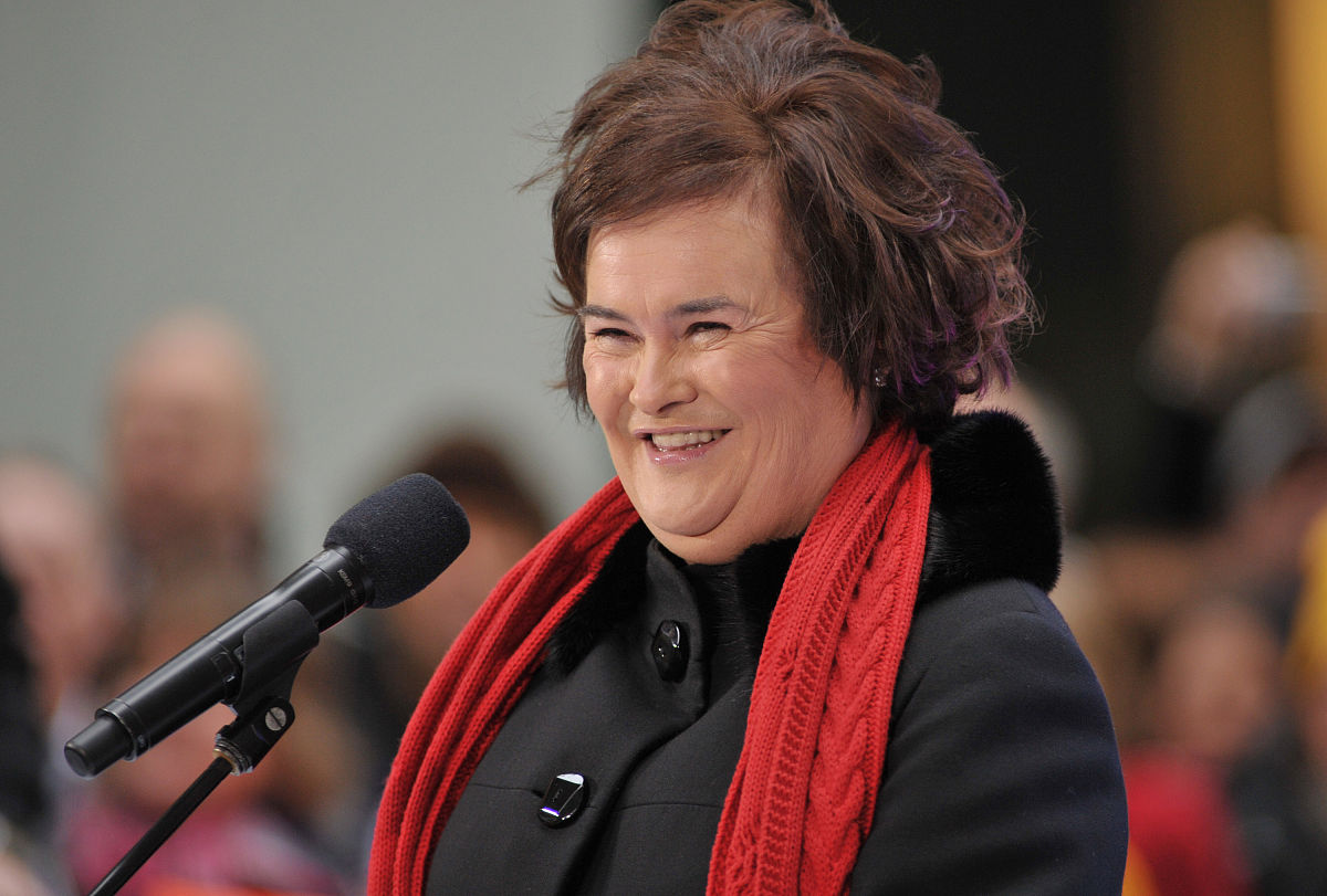 2009年11月24日讯,伦敦,"苏珊大妈"苏珊-波伊尔(susan boyle)的首张专
