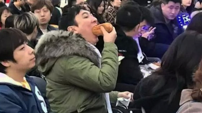 珍惜王思聪吧,能跟大家这样开玩笑的富二代也只有他了!