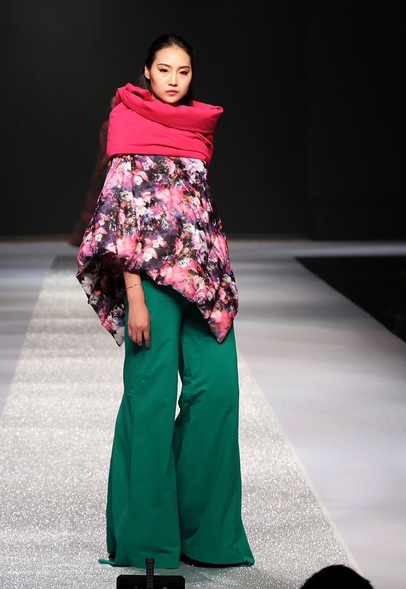 竹元素在田园风格的新中式女装的应用